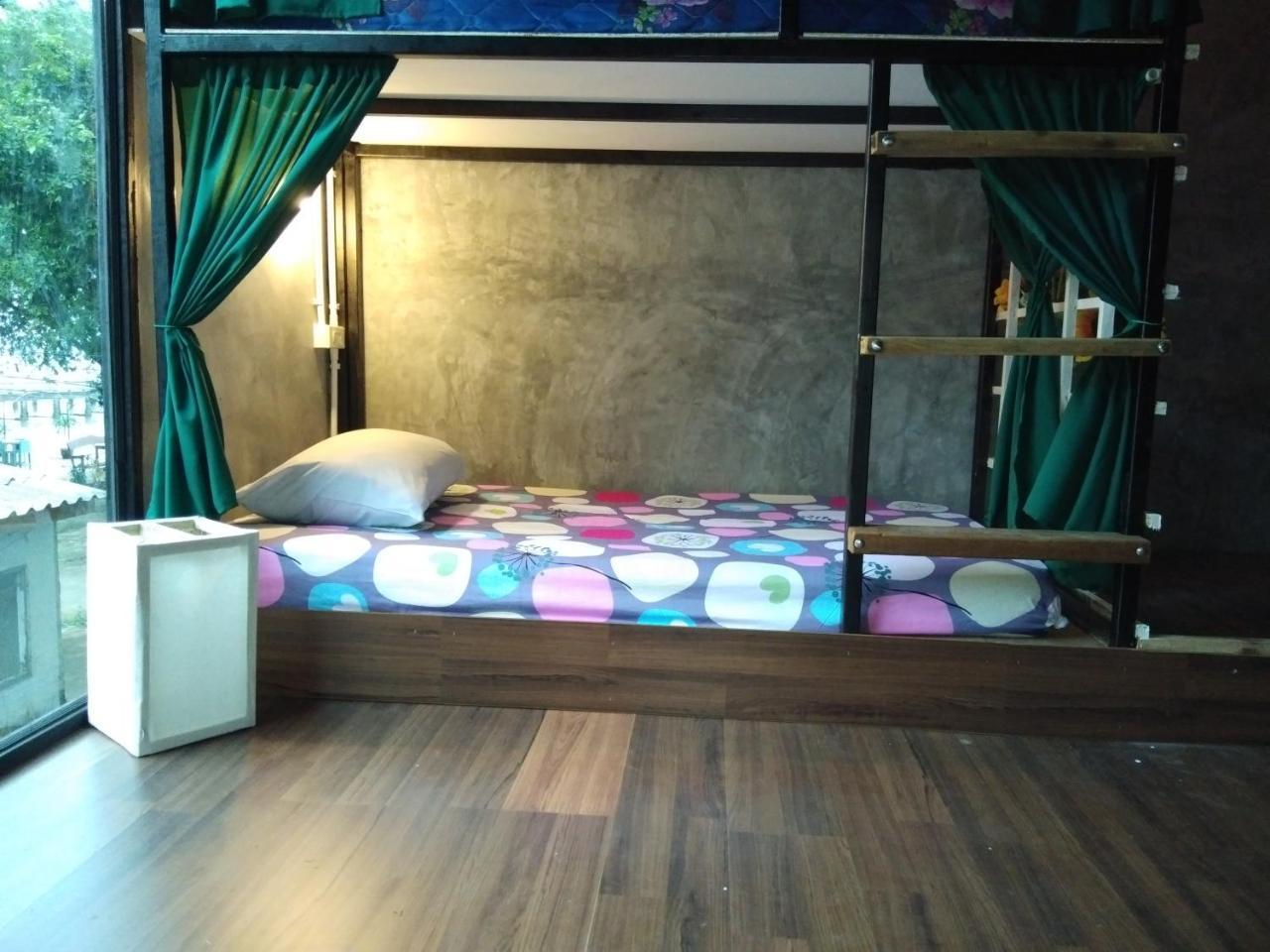 Phayam Hostel Koh Phayam Esterno foto