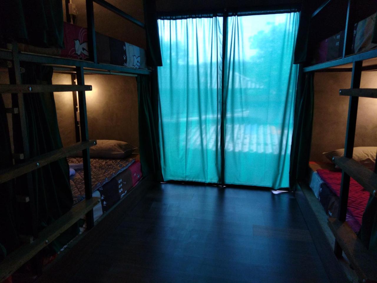 Phayam Hostel Koh Phayam Esterno foto