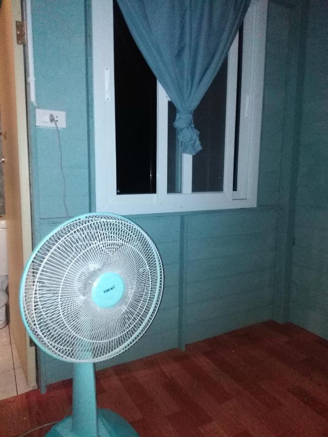 Phayam Hostel Koh Phayam Esterno foto
