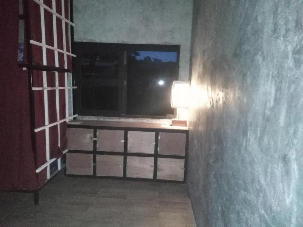 Phayam Hostel Koh Phayam Esterno foto
